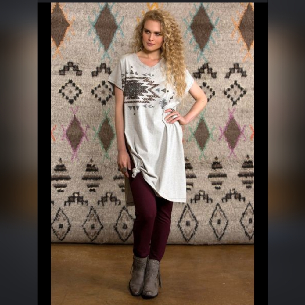 Double D Ranch Ivory Aztec Print Tunic